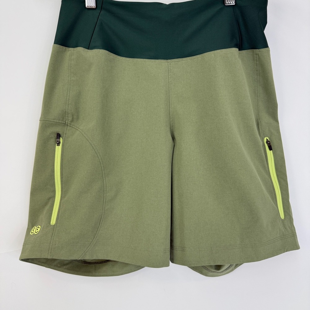 Curious Creatures Sun Dog Short Women Size S Green MTB Colorblock Zipper Pockets
